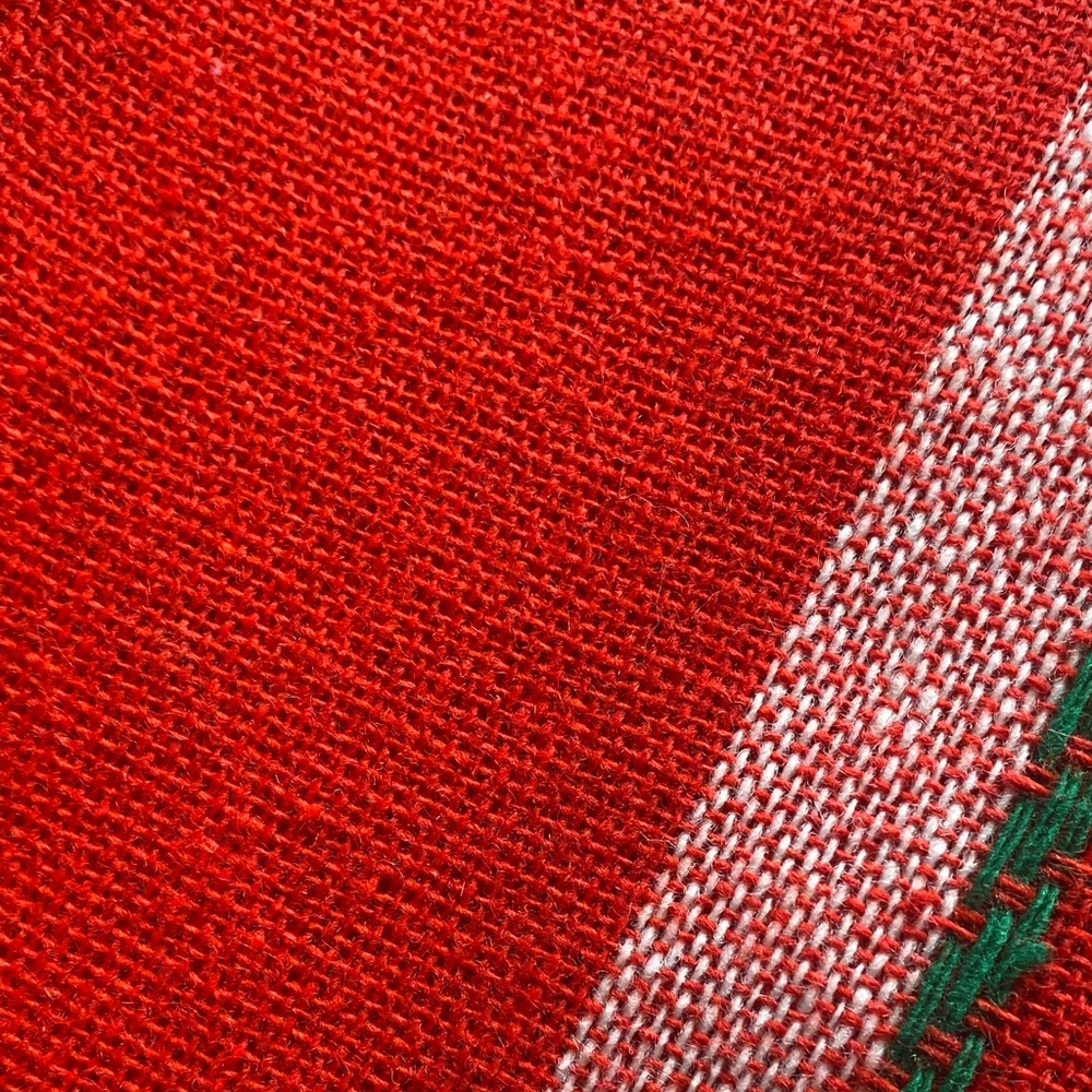 Red/Green Striped Tablecloth - Picture 3 of 4